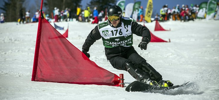 Sportowy Kalendarz Studentów Politechniki Rzeszowskiej Na Miesiąc ...