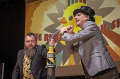Heweliusze Nauki z pokazem „The Rubber Duck Show”,